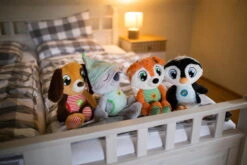 Nici 48463 Schlafmützen Fuchs Finjo Ca 38cm Plüsch Kuscheltier -Spielwaren Verkauf 42683 05 Milieu 41579 40844 40845 2048x1365 1